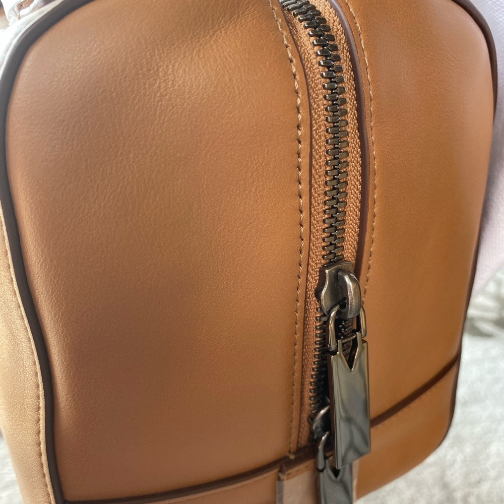 Vince Tan Leather Satchel Bag - Picture 9 of 11